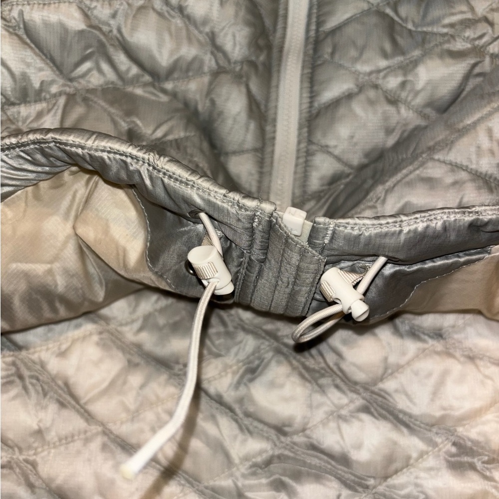 North Face Packable Puffer Jacket Light Weight - image 4